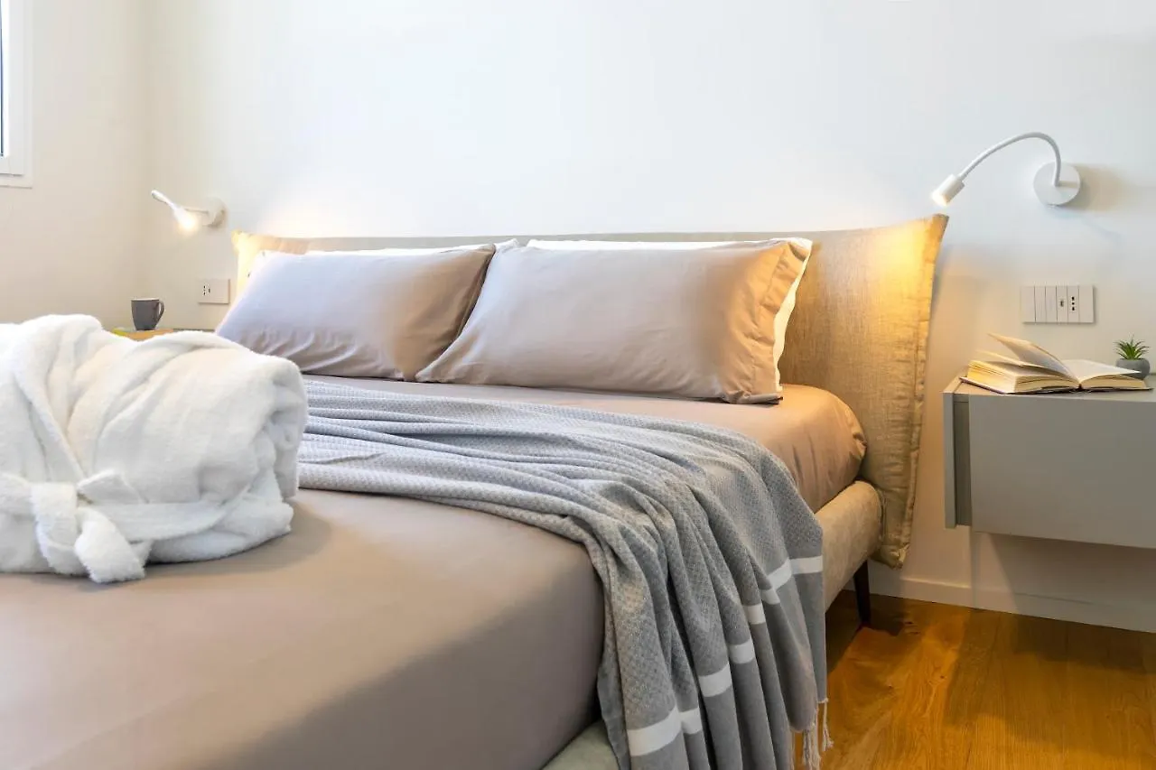 Apartment Ferienwohnung The Fetch - Residenze Esclusive Sull'Acqua Alghero
