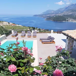 Argileos Apartment Himare