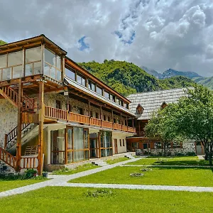 Logu I Harushave Farm stay Theth